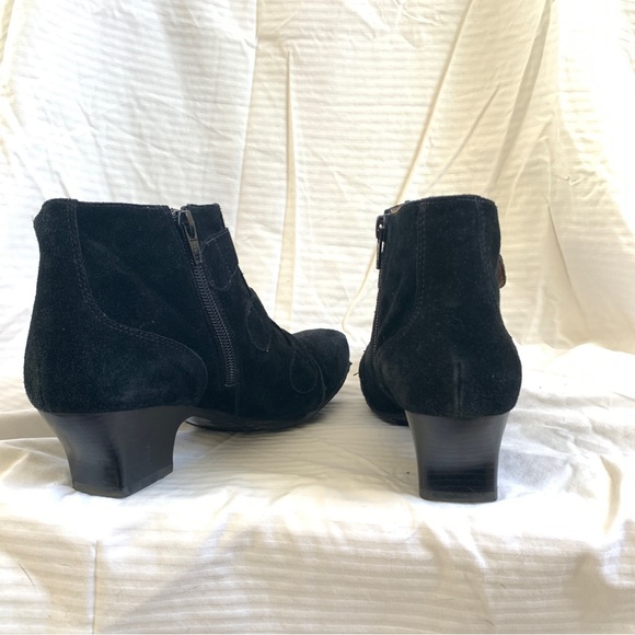 One Of 2 Black Suede Witchy heeled Booties 38.5 - Picture 8 of 15